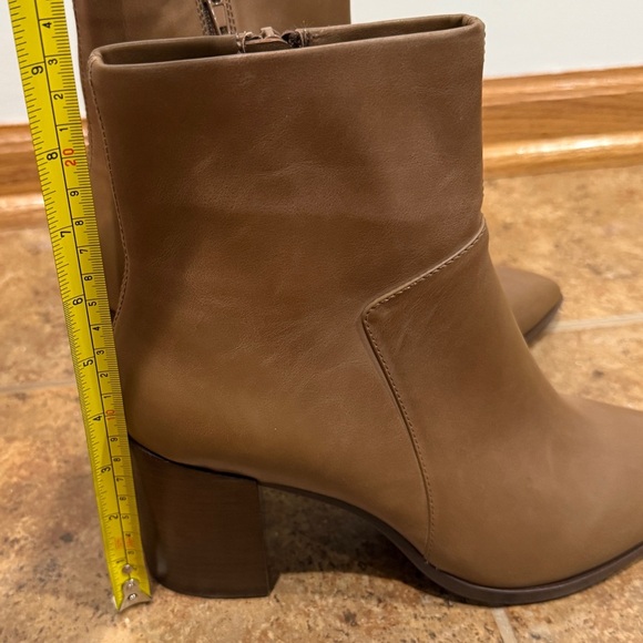 Jeffrey Campbell DUNCANN Boots Tan Brown 10 Classic Capsule Wardrobe Fall Staple - Picture 10 of 11
